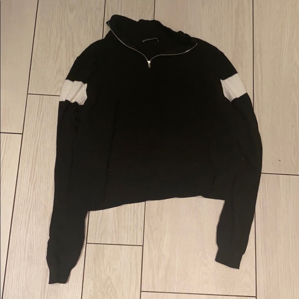 Brandy Melville 1/4 zip sweater